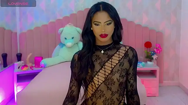 Snapshot of amber_maldonado chatting on October 8, 8:45 am amber maldonado online show from October 8, 8:45 am