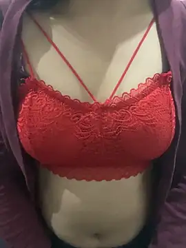 Snapshot of Spicy_Baby69 chatting on November 9, 3:32 pm Spicy Baby69 online show from November 9, 3:32 pm