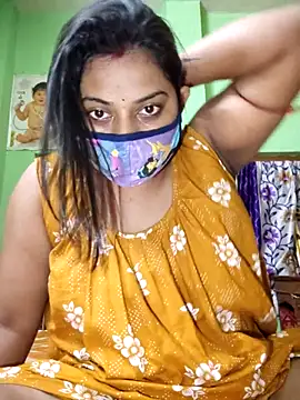 Snapshot of MAGGO-11 chatting on October 22, 7:24 pm MAGGO-11 online show from October 22, 7:24 pm