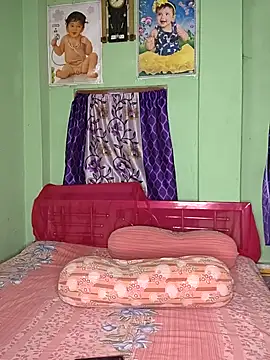 Snapshot of MAGGO-11 chatting on November 20, 6:29 pm MAGGO-11 online show from November 20, 6:29 pm