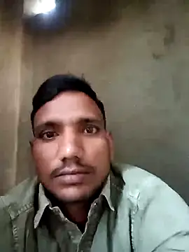 Snapshot of BiggerDickGuy chatting on October 12, 1:15 am BiggerDickGuy online show from October 12, 1:15 am