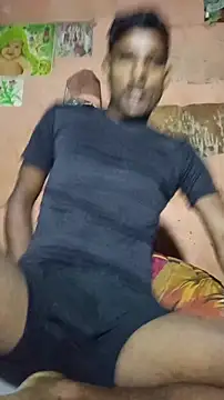 Snapshot of BiggerDickGuy chatting on November 24, 2:17 pm BiggerDickGuy online show from November 24, 2:17 pm