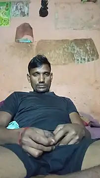 Snapshot of BiggerDickGuy chatting on November 25, 8:25 am BiggerDickGuy online show from November 25, 8:25 am