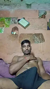 Snapshot of BiggerDickGuy chatting on December 1, 1:43 am BiggerDickGuy online show from December 1, 1:43 am