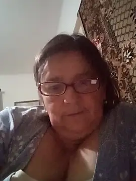 MilaCold5443 online show from December 2, 6:14 pm