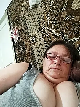 MilaCold5443 online show from June 13, 4:43 am