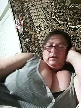 MilaCold5443 online show from June 14, 10:45 pm