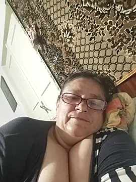 MilaCold5443 online show from July 2, 6:03 pm