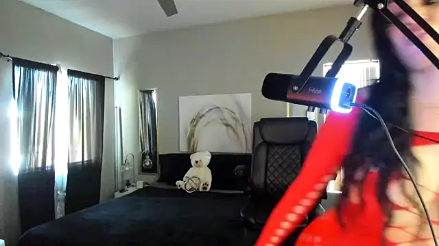 Snapshot of Myonnathegod chatting on November 9, 7:01 pm Myonnathegod online show from November 9, 7:01 pm