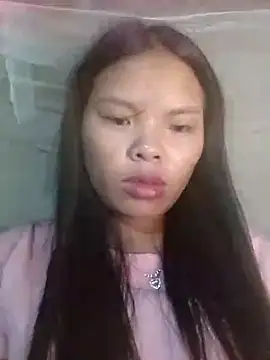 hello-cute online show from November 10, 2:05 pm