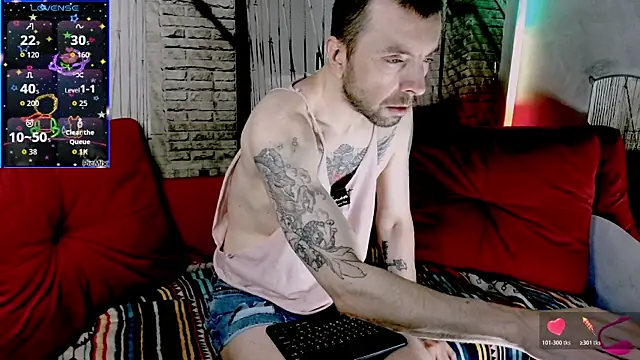 Snapshot of Markus_Rivas chatting on November 4, 3:00 pm Markus Rivas online show from November 4, 3:00 pm