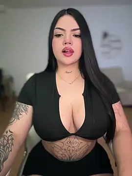 Snapshot of dulcemarianh_ chatting on June 13, 3:26 am dulcemarianh online show from June 13, 3:26 am
