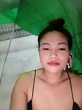 Rabbit-small online show from October 16, 8:43 pm