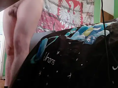 Snapshot of SexiDevil3 chatting on March 21, 7:46 am SexiDevil3 online show from March 21, 7:46 am