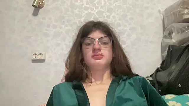 Snapshot of NikaXZimax chatting on October 29, 6:48 am NikaXZimax online show from October 29, 6:48 am