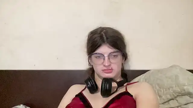 Snapshot of NikaXZimax chatting on November 22, 9:41 am NikaXZimax online show from November 22, 9:41 am