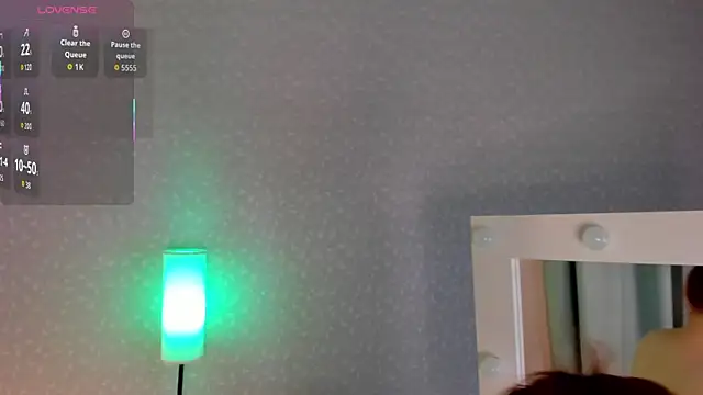 Snapshot of Diana_charon chatting on December 3, 1:13 am Diana charon online show from December 3, 1:13 am