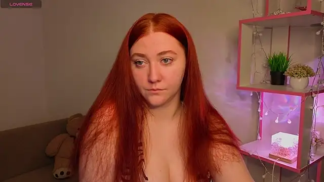 Snapshot of Diana_charon chatting on April 8, 1:05 am Diana charon online show from April 8, 1:05 am