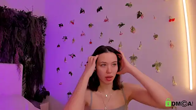 Snapshot of Black_Jenny chatting on December 14, 10:42 am Black Jenny online show from December 14, 10:42 am