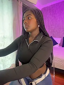 KarinaFlowers  online show from June 26, 1:37 pm