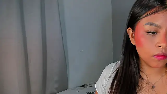 Snapshot of Jenn_W chatting on November 8, 12:27 pm Jenn W online show from November 8, 12:27 pm