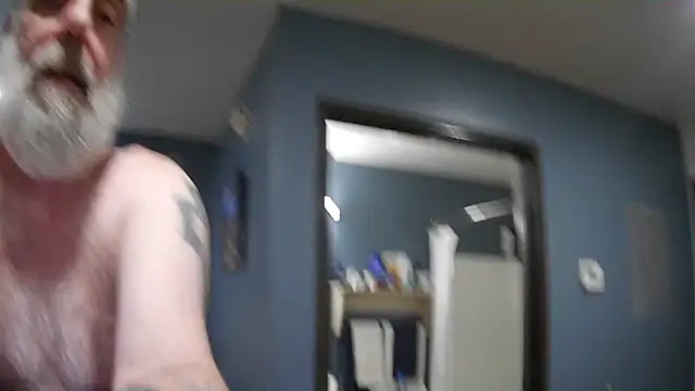 Fuck-Buddy-4U online show from October 30, 12:17 pm