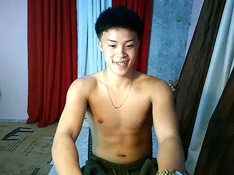 ur naughtyboy patrick online show from October 21, 9:10 am