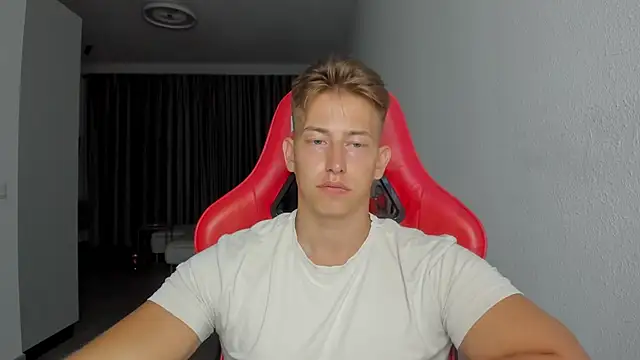 find0m master online show from November 5, 9:15 pm