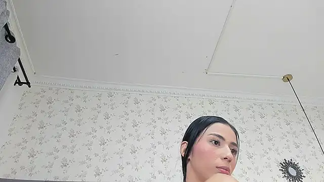 nicollandjhon online show from October 24, 1:13 am