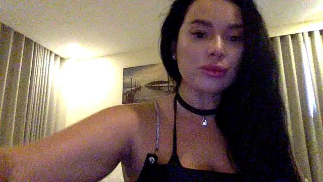 Snapshot of Fayronna chatting on February 15, 12:07 am Fayronna online show from February 15, 12:07 am