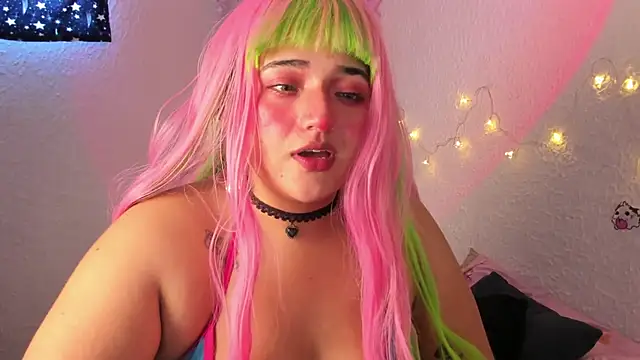 Emilycollei online show from October 9, 3:43 pm