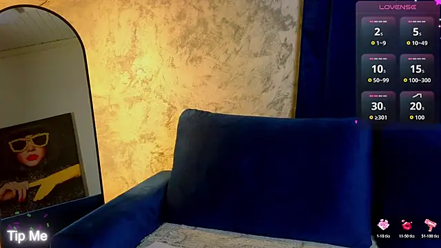 Snapshot of _YourSubmissive_ chatting on July 8, 2:05 am YourSubmissive online show from July 8, 2:05 am
