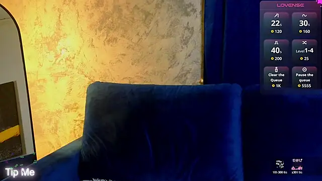 Snapshot of _YourSubmissive_ chatting on July 14, 2:05 am YourSubmissive online show from July 14, 2:05 am