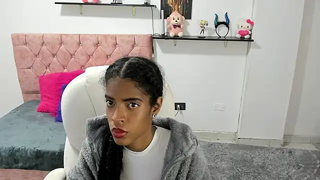 thianahorny online show from November 30, 2:04 am