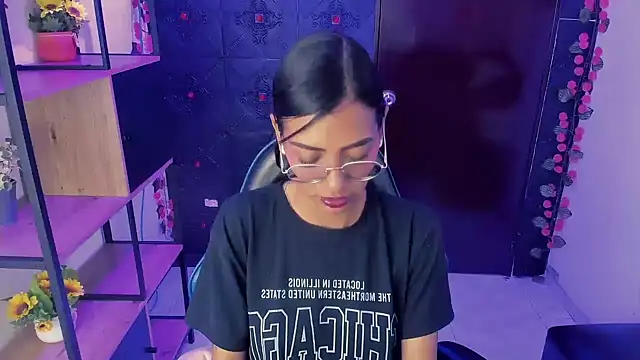 KarlaSlutSkinny   online show from July 11, 9:05 pm