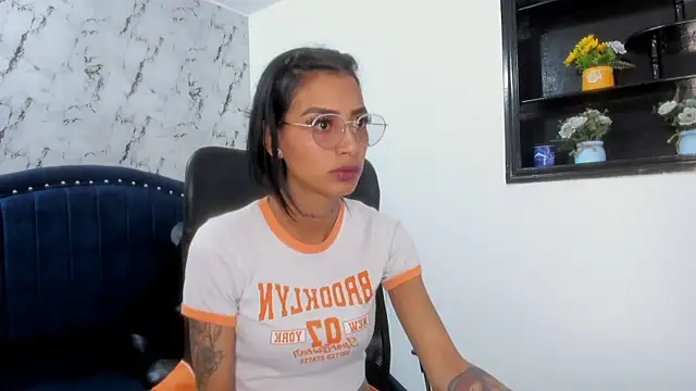 KarlaSlutSkinny   online show from July 29, 8:29 pm