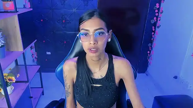 KarlaSlutSkinny   online show from July 31, 9:14 pm