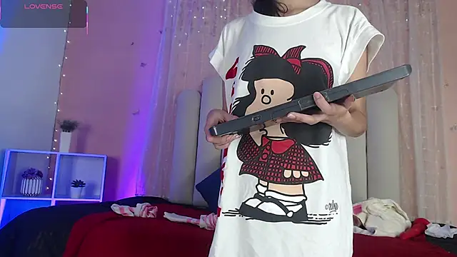 SweetRenata  online show from January 9, 11:24 am