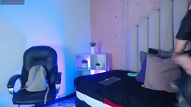 SweetRenata  online show from January 17, 11:26 am