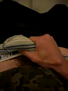 Snapshot of Theanimals chatting on November 4, 10:31 pm Theanimals online show from November 4, 10:31 pm