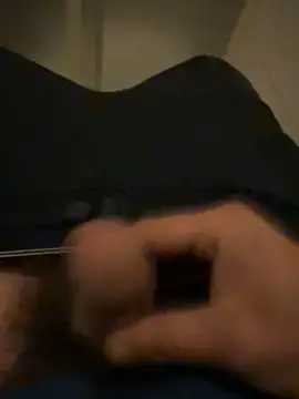 Snapshot of Theanimals chatting on December 2, 10:16 pm Theanimals online show from December 2, 10:16 pm