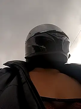 Snapshot of Scarlet_Aura chatting on November 29, 8:34 pm Scarlet Aura online show from November 29, 8:34 pm