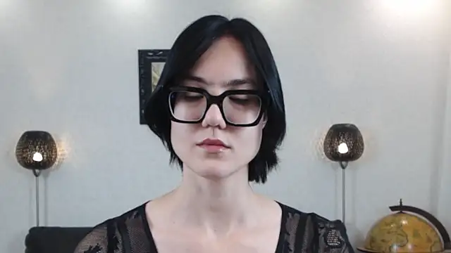 Marie Fitch online show from October 27, 8:35 pm