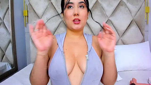 Snapshot of GabyParker_ chatting on July 24, 12:25 pm GabyParker online show from July 24, 12:25 pm