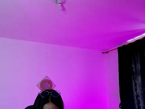 sofia  666 online show from October 21, 7:25 pm