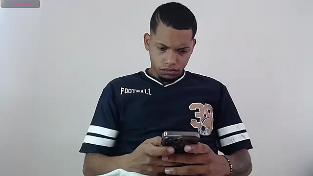 Snapshot of drako_monster chatting on October 9, 5:22 pm drako monster online show from October 9, 5:22 pm