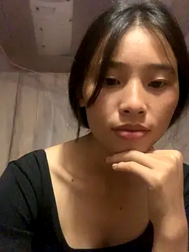 Han-han123 online show from October 23, 9:35 pm