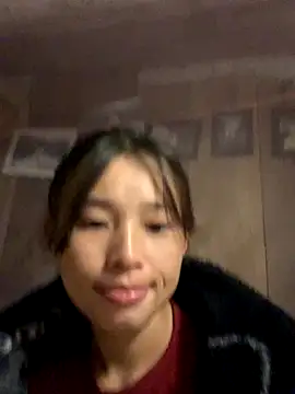 Han-han123 online show from October 24, 8:05 pm