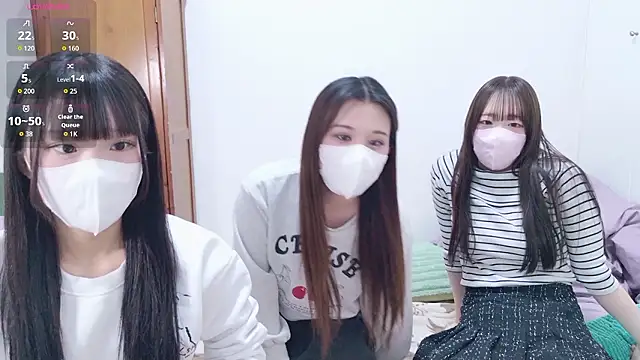 Snapshot of KaYo_sorriso chatting on March 16, 4:18 am KaYo sorriso online show from March 16, 4:18 am