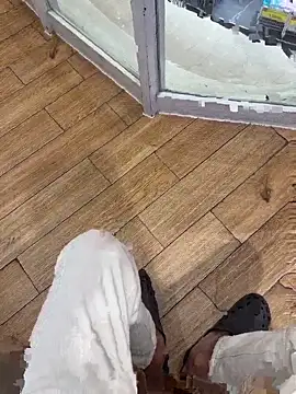 phodamtoilet online show from October 8, 8:23 am